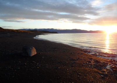 Plaża za Hisavikiem, 66°04'46.9"N 17°20'35.8"W